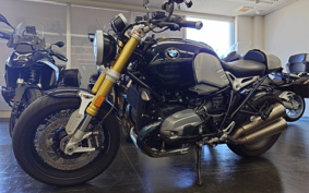 BMW NINE T 2019 0J01