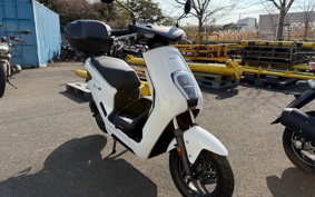 HONDA EM1 e: EF16