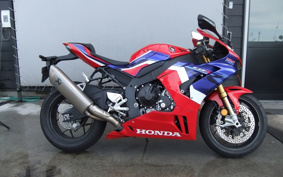 HONDA CBR1000RR-R FB SP 2020 SC82