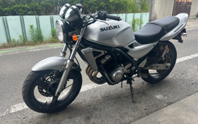 SUZUKI GSX250 ZR250C