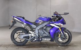 YAMAHA YZF-R1 RN15