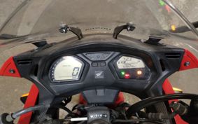 HONDA CBR650F RC83
