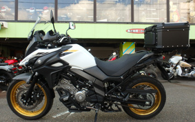 SUZUKI V-STROM 650XT ABS 2023 C733M