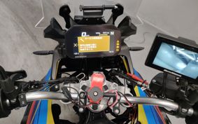BMW F750GS 0B08