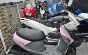 SUZUKI LETS4 CA45A