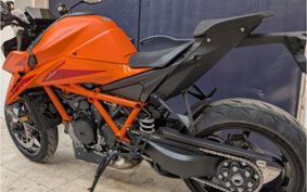 KTM 1390S-DUKE R EVO V3940