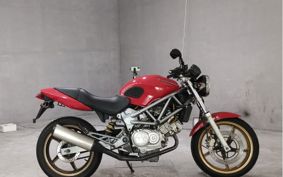 HONDA VTR 250 MC33