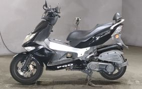 PGO G-MAX200 ..