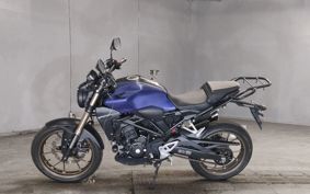 HONDA CB250R MC52