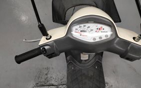 SUZUKI LETS4 CA45A