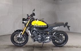 YAMAHA XSR900 RN46J