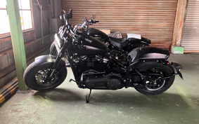 HARLEY  HARLEY FXFBS 2018 YLK