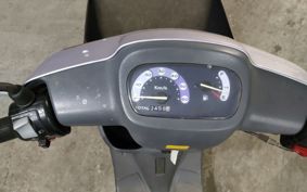 YAMAHA JOG POCHE SA08J