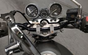 SUZUKI INAZUMA 400 GK7BA