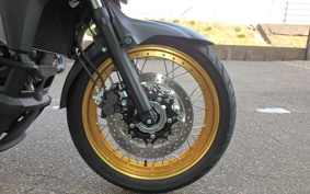 SUZUKI V-STROM 650XT ABS 2023 C733M