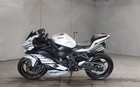 KAWASAKI  NINJA ZX-4R SE ZX400P