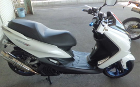 YAMAHA MAJESTYS SG52J