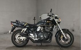 SUZUKI INAZUMA 400 GK7BA