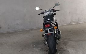 SUZUKI INAZUMA 400 GK7BA