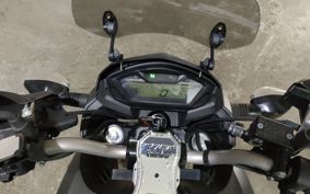 HONDA  HORNET 160R KC23