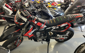 SUZUKI DR-Z400SM 2005 SK44A