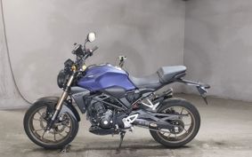 HONDA CB250R MC52
