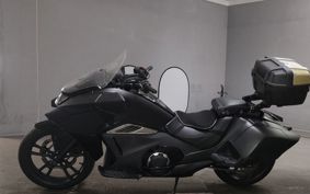 HONDA NM4 VULTUS -02 RC82