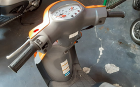 SUZUKI LETS4 CA45A