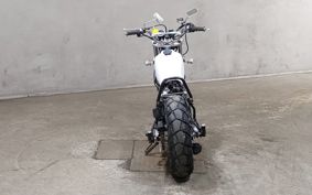 YAMAHA TW225 DG09J