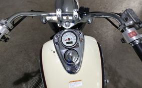 HONDA SHADOW750 RC44