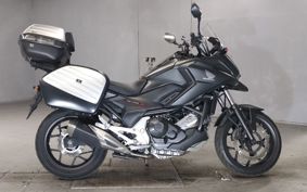 HONDA NC750X RC90