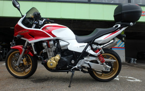 HONDA CB1300SF BOLDOR 2008 SC54
