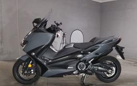 YAMAHA T-MAX 560 SJ19J