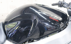 HONDA X11 2000 SC42