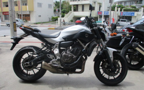 YAMAHA MT-07 2015 RM07J