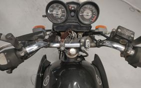 YAMAHA YBR125 RE05