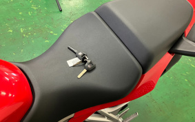 HONDA VFR800F 2014 RC79