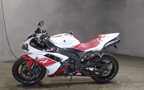 YAMAHA YZF-R1 RN20