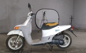 HONDA TOPIC AF38