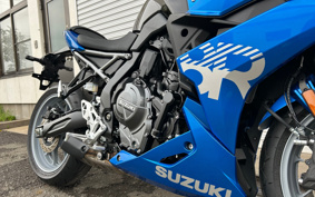 SUZUKI GSX-8R 2025 EM1AA