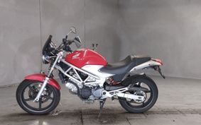 HONDA VTR 250 MC33