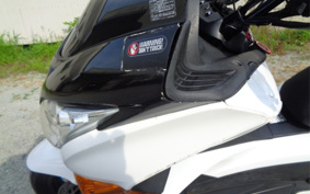 HONDA SILVERWING400GT 2009 NF03