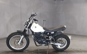 YAMAHA TW225 DG09J