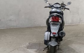PGO G-MAX200 ..