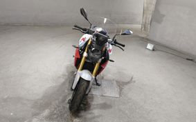 BMW F900R 0K11