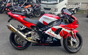 YAMAHA YZF-R1 1998 RN01