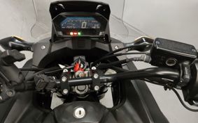 HONDA NC750X RC90