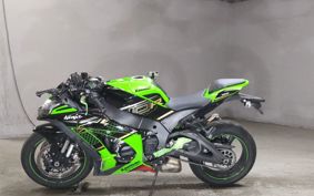 KAWASAKI ZX 10 NINJA R ZXT02E