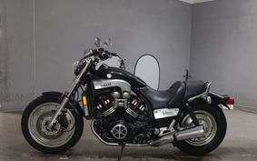 YAMAHA VMAX 3UF