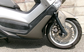 YAMAHA N-MAX SE86J